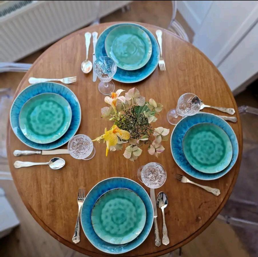 De Cosy Barock Met Gezellige Patio ! Apartment Breda Luaran gambar