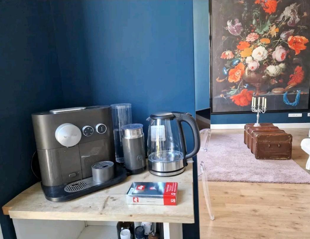 De Cosy Barock Met Gezellige Patio ! Apartment Breda Luaran gambar